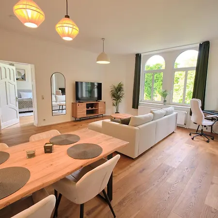 Neu! Stilvolle Altbauwohnung - Ruhig Mit Blick Ins Gruene * שטולברג