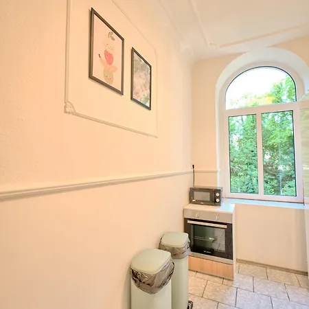 דירה Neu! Stilvolle Altbauwohnung - Ruhig Mit Blick Ins Gruene שטולברג