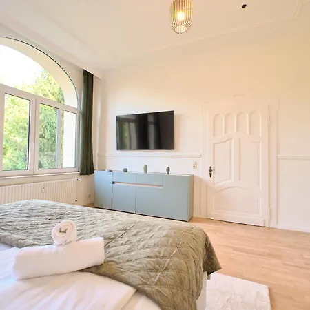 Neu! Stilvolle Altbauwohnung - Ruhig Mit Blick Ins Gruene