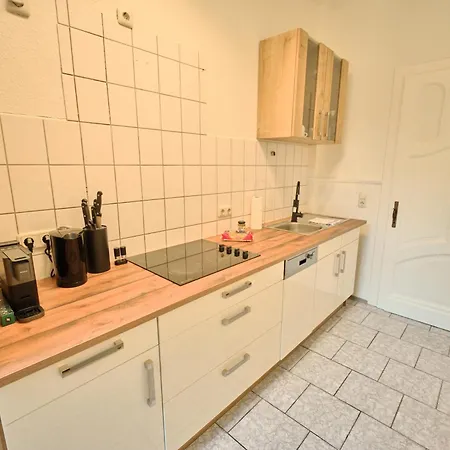 דירה Neu! Stilvolle Altbauwohnung - Ruhig Mit Blick Ins Gruene שטולברג