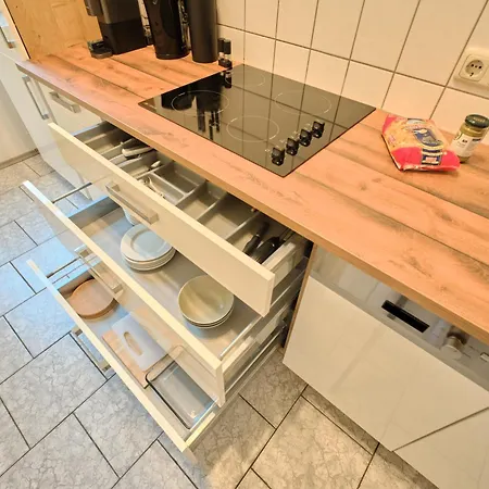 דירה Neu! Stilvolle Altbauwohnung - Ruhig Mit Blick Ins Gruene שטולברג