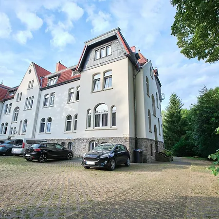 דירה Neu! Stilvolle Altbauwohnung - Ruhig Mit Blick Ins Gruene שטולברג
